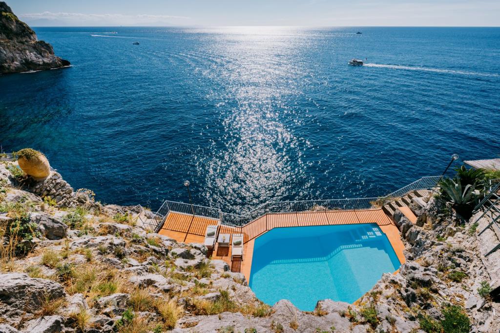 Villa Eris