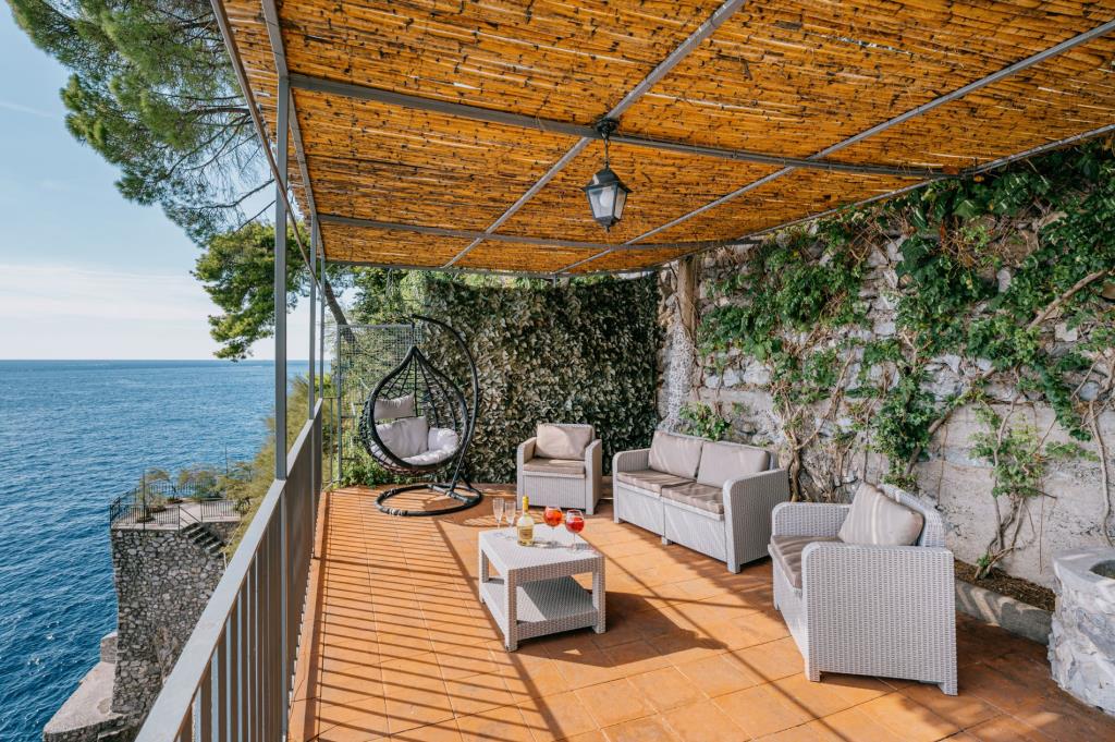 Villa Eris