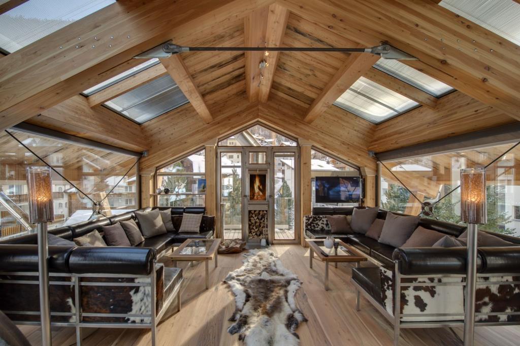 Backstage Luxury Chalet