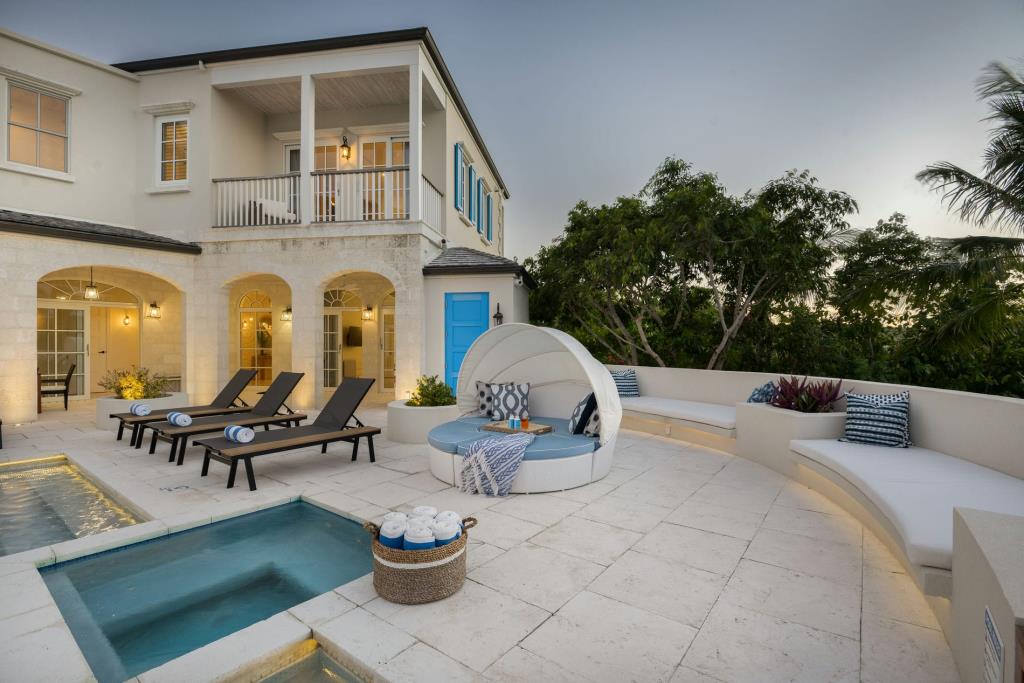 Villa Azzurra - Turks & Caicos