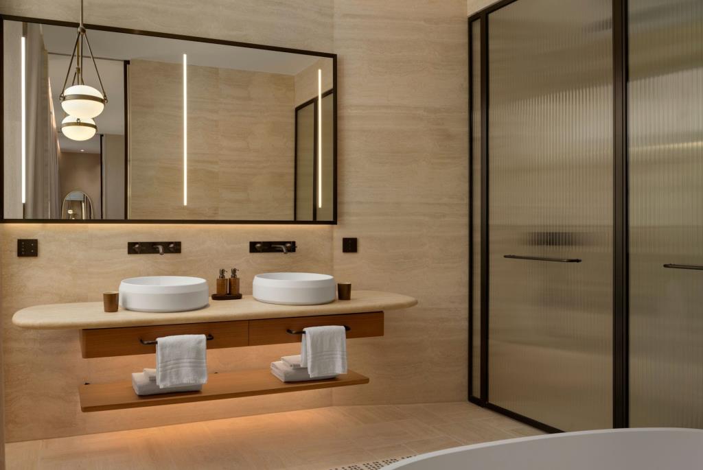 Two-Bedroom Signature Suite Mellini