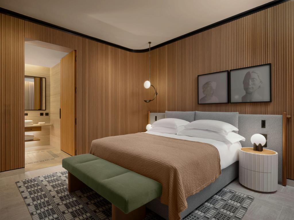 Two-Bedroom Signature Suite Mellini