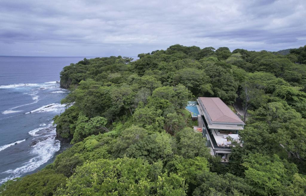 Villa Jade