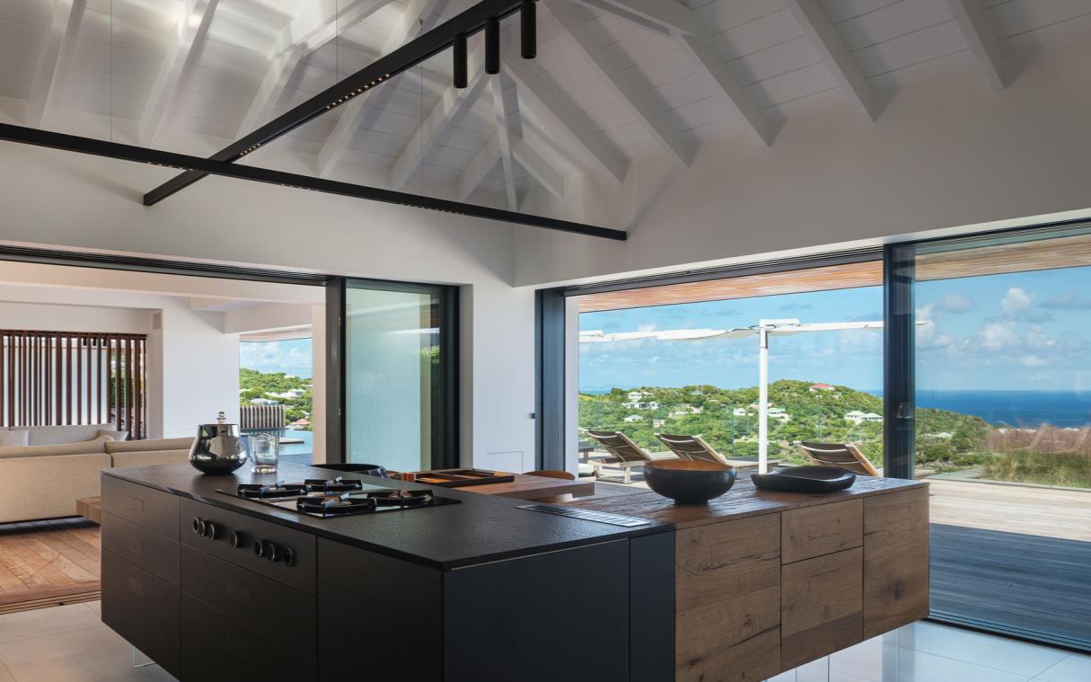 kitchen & dining area