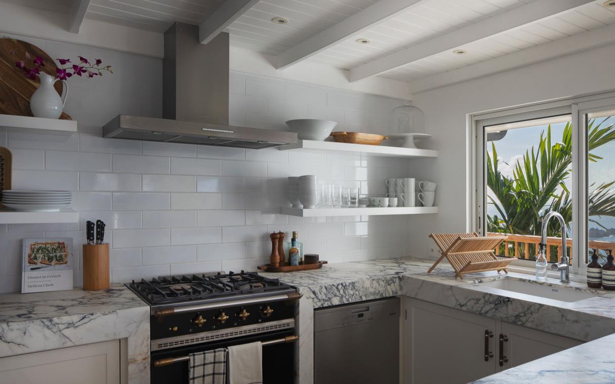 kitchen & dining area