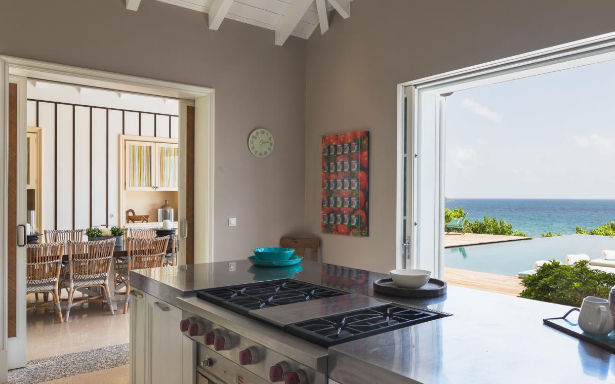 kitchen & dining area