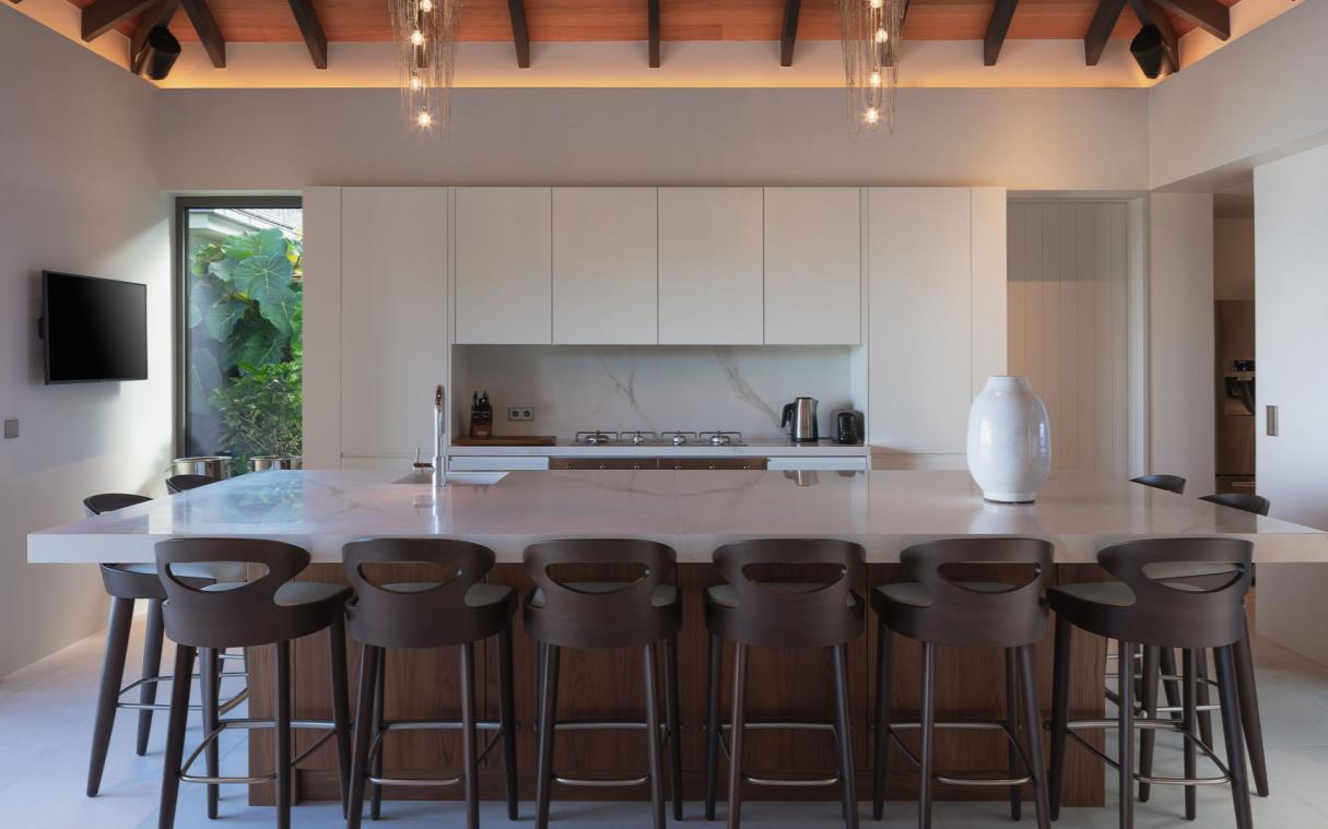 kitchen & dining area