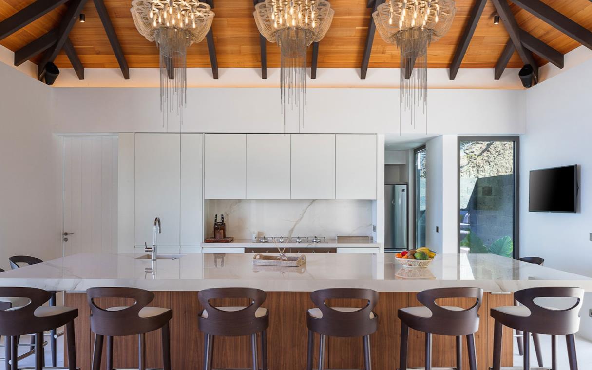 kitchen & dining area