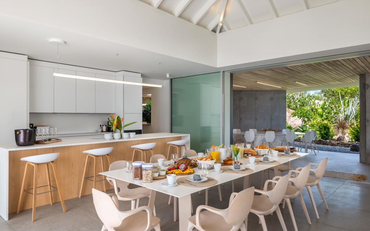 kitchen & dining area