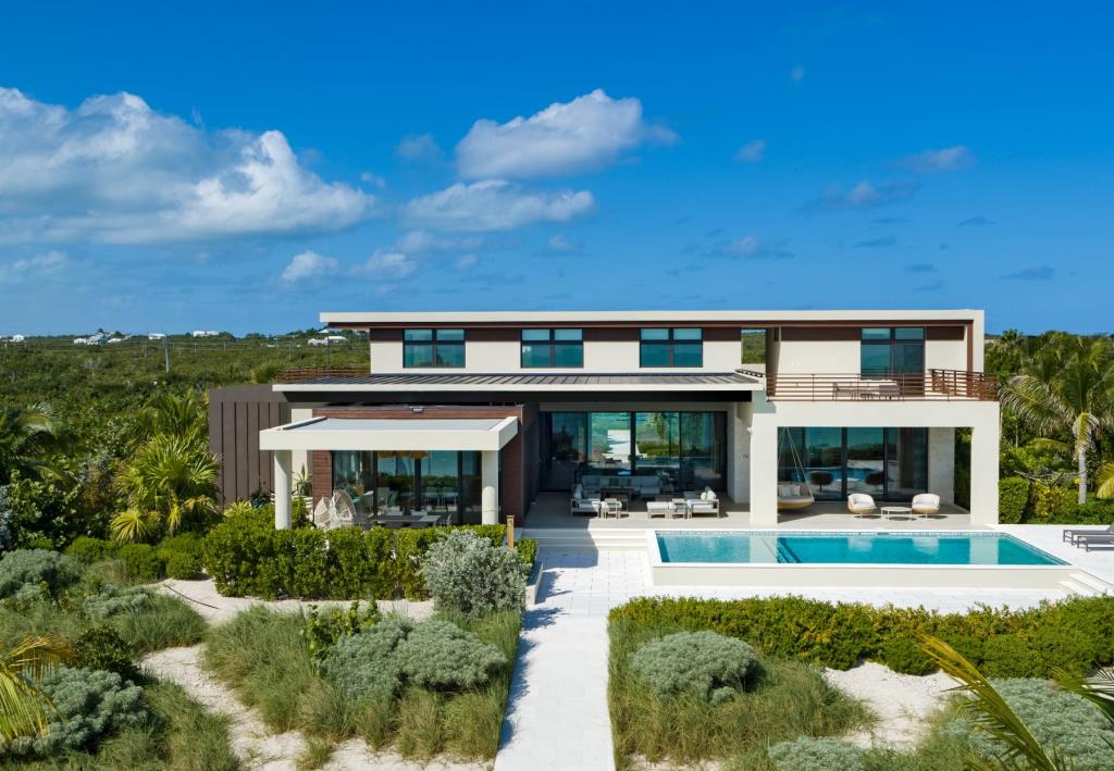 Villa Clevelander