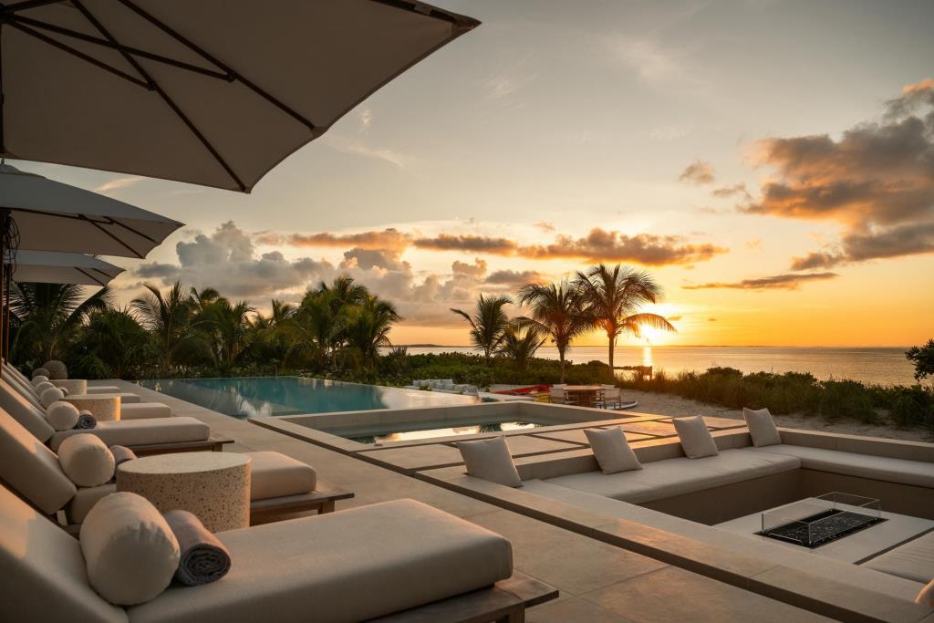 BE Grace Bay – The Reserve Villa 1