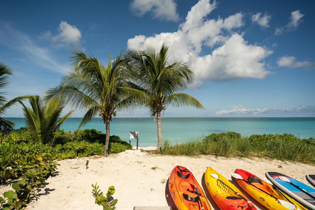 BE Grace Bay – The Reserve Villa 1