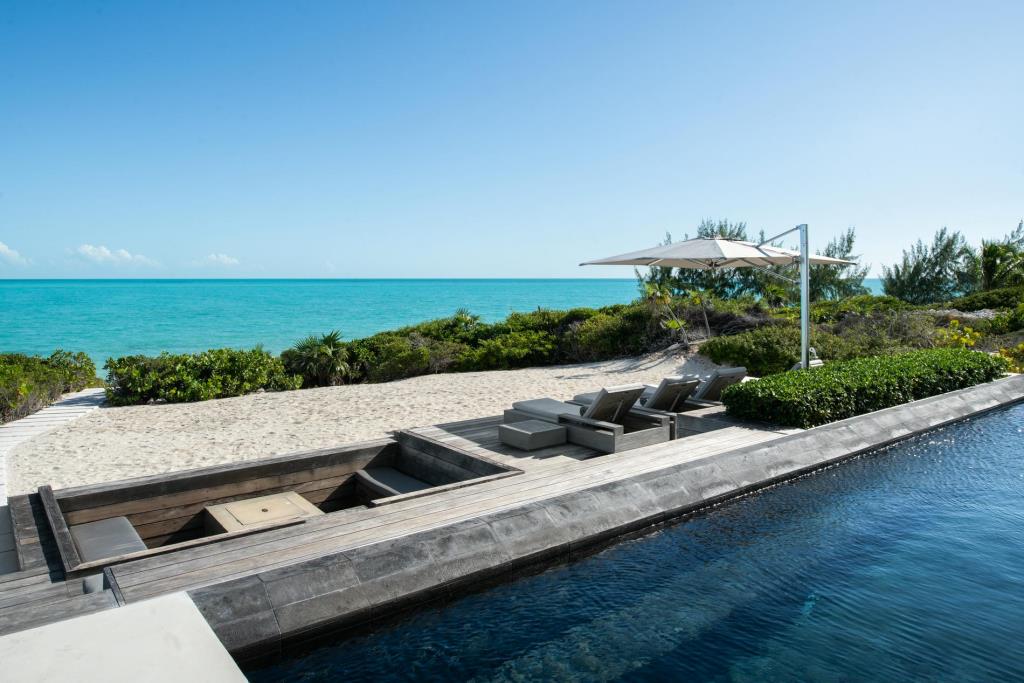 Uxue Villa – 6-Bedroom