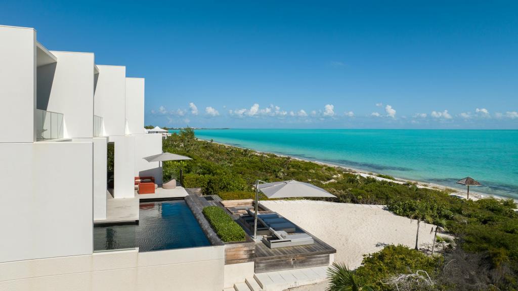 Uxue Villa – 6-Bedroom