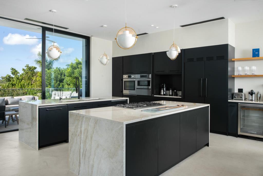 Uxue Villa – 6-Bedroom