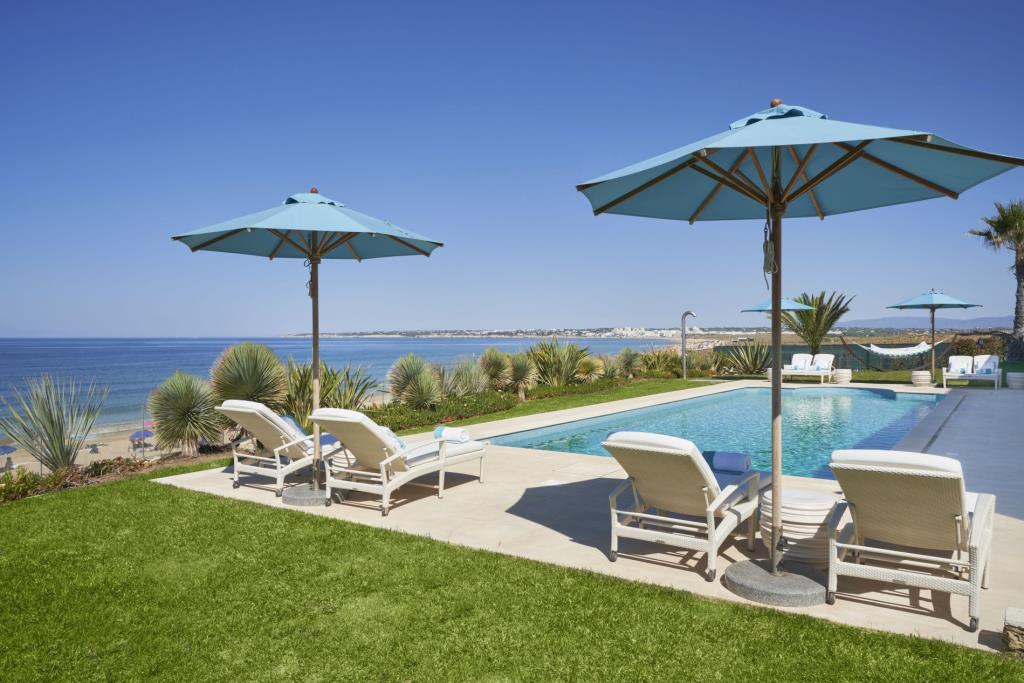 Villa Hibiscus Beach House