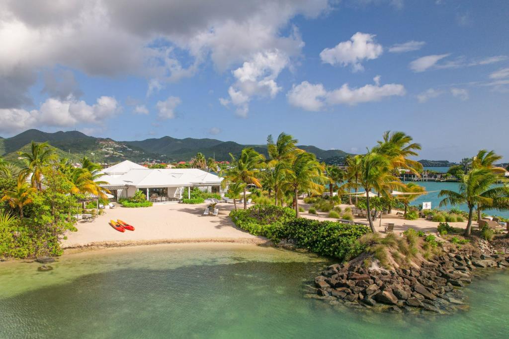 Villa Palm Point