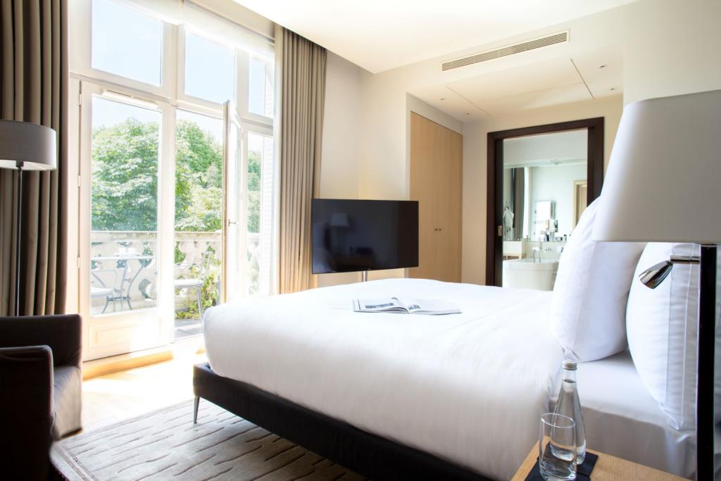 La Reserve 3-Bedroom Eiffel Apartment