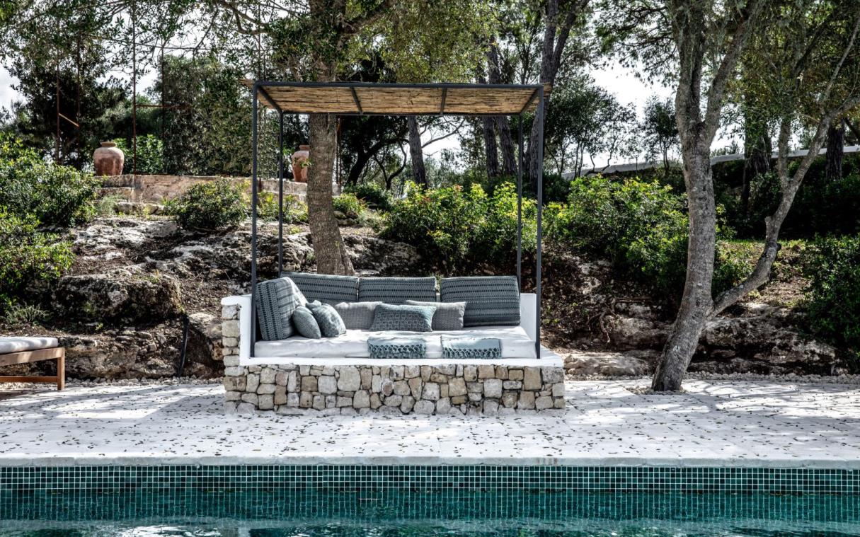 villa-menorca-balearic-islands-spain-luxury-pool-es-bec-daguila-out-liv (2).jpg