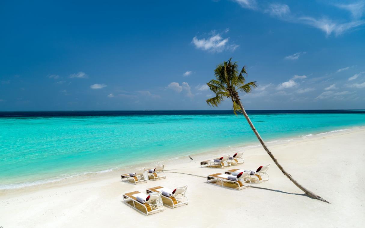 villa-north-male-atoll-maldives-luxury-pool-lux-beach-overwater-retreat-bea (1).jpg