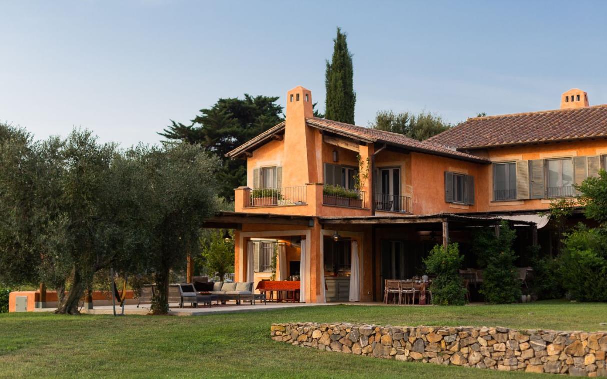 villa-maremma-tuscan-coast-tsucany-italy-luxury-pool-zen-ext (2b).jpg