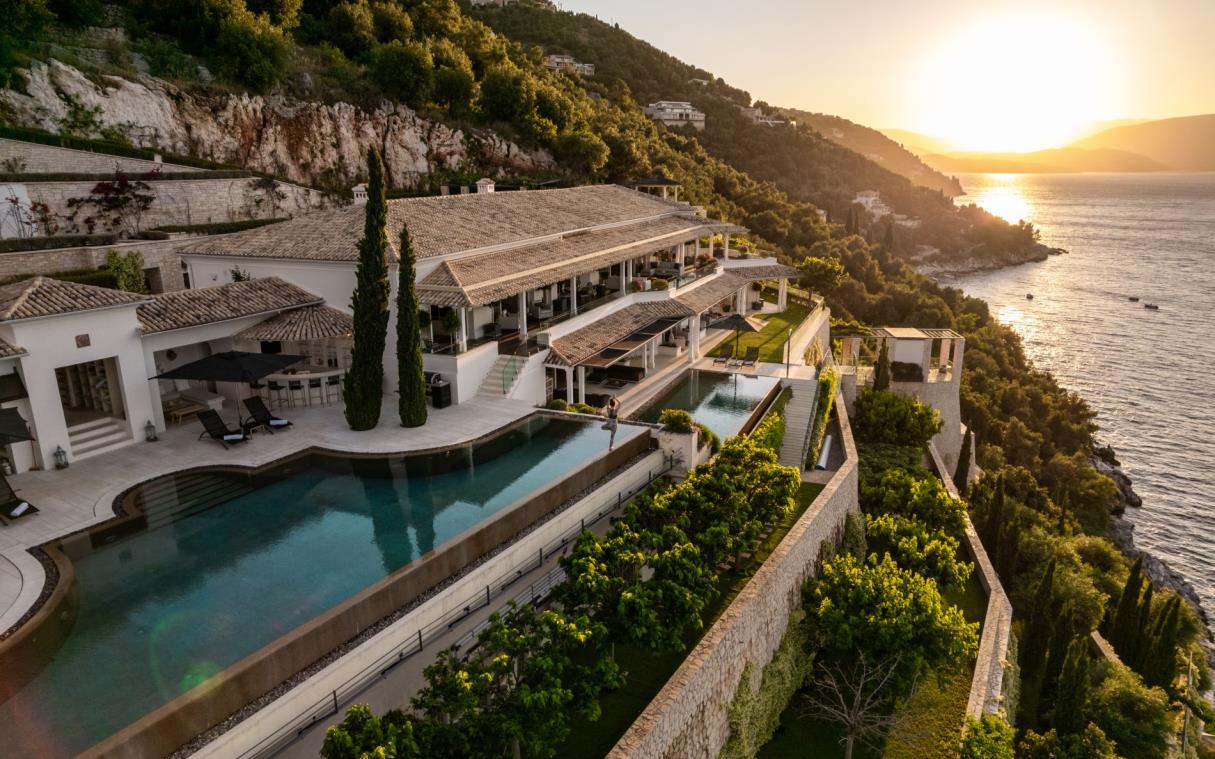 villa-corfu-ionian-islands-greece-luxury-pool-ultima-corfu-aer (5)