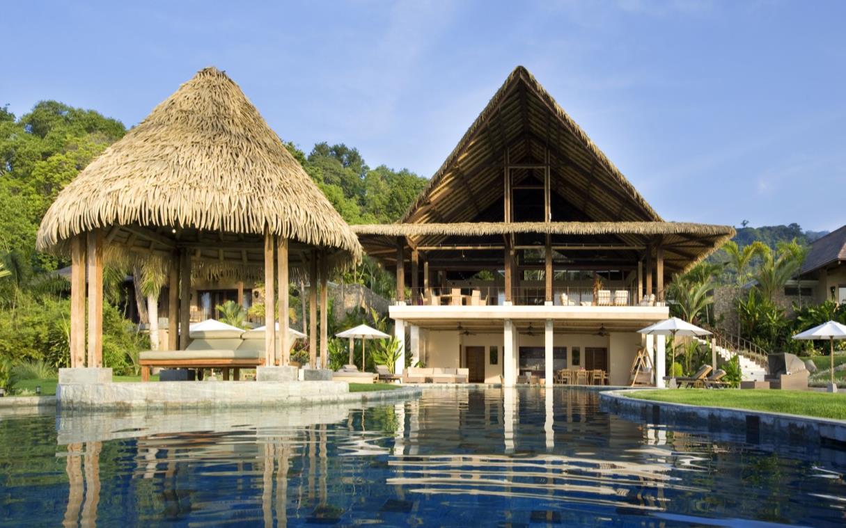 villa-costa-rica-central-america-luxury-pool-tropical-mayana-swim (7).jpg