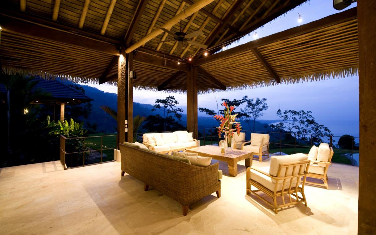villa-costa-rica-central-america-luxury-pool-tropical-mayana-out-liv (5).jpg
