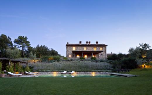 villa-siena-tuscany-italy-luxury-pool-castiglion-bosco-alba-swim.jpg