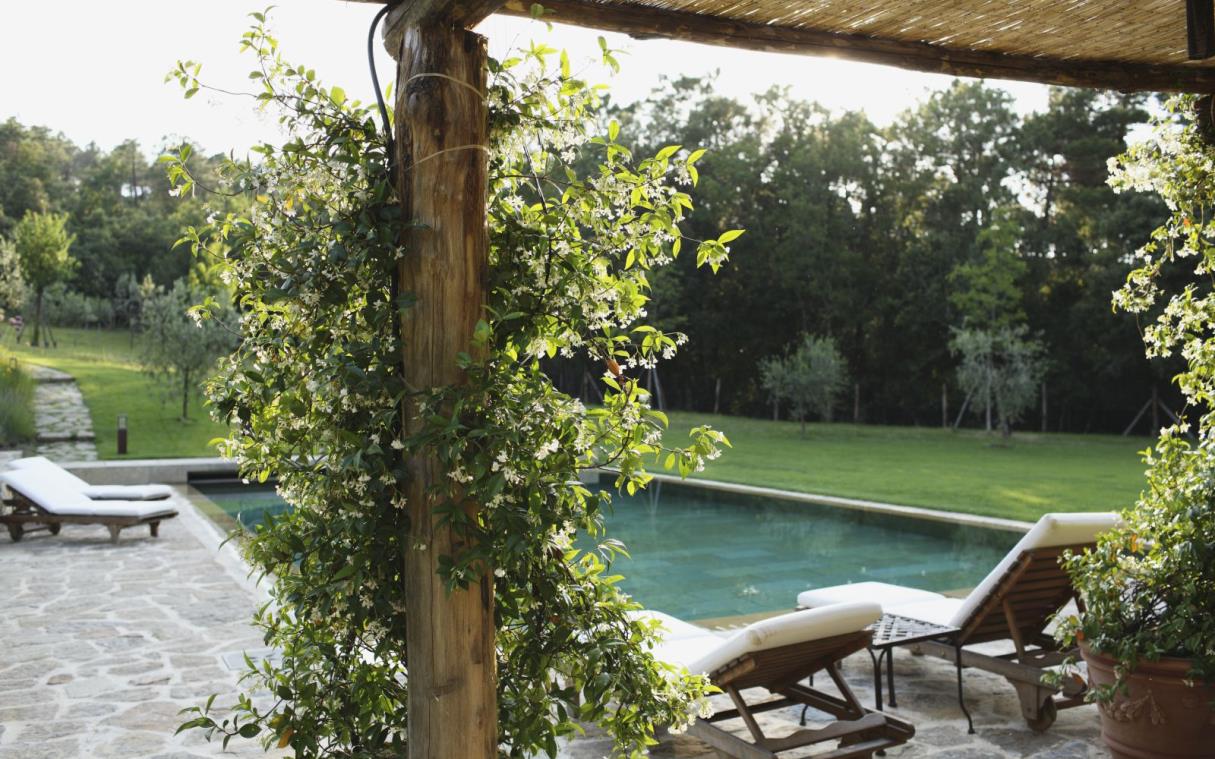 villa-siena-tuscany-italy-luxury-pool-castiglion-bosco-alba-swim (7).jpg