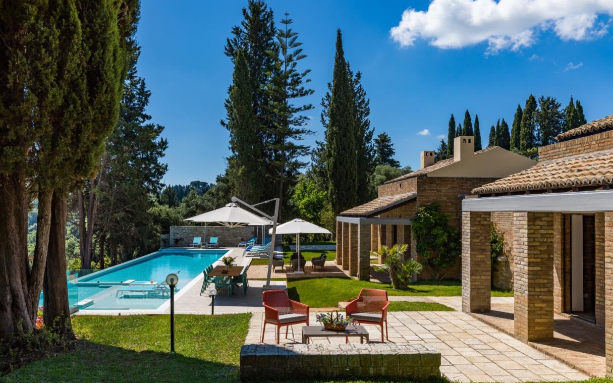 villa-corfu-ionian-islands-greece-luxury-pool-ionica-gar.jpg