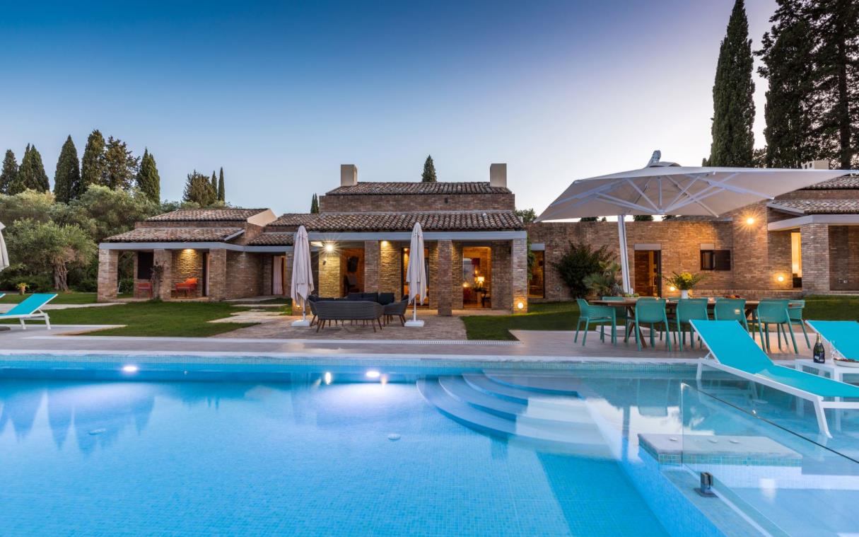 villa-corfu-ionian-islands-greece-luxury-pool-ionica-swim (10).jpg