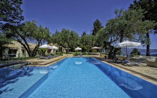 villa-corfu-ionian-islands-greece-luxury-pool-skyline-COV.jpg