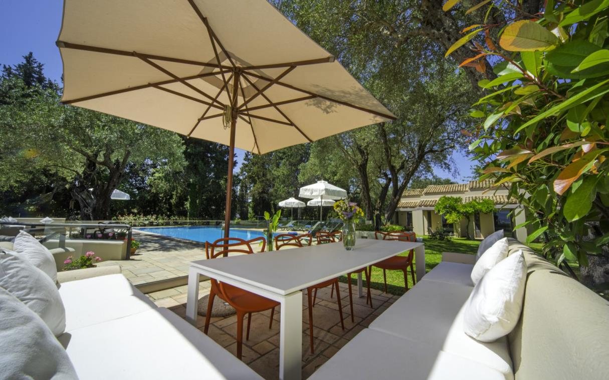 villa-corfu-ionian-islands-greece-luxury-pool-skyline-out-liv (1).jpg