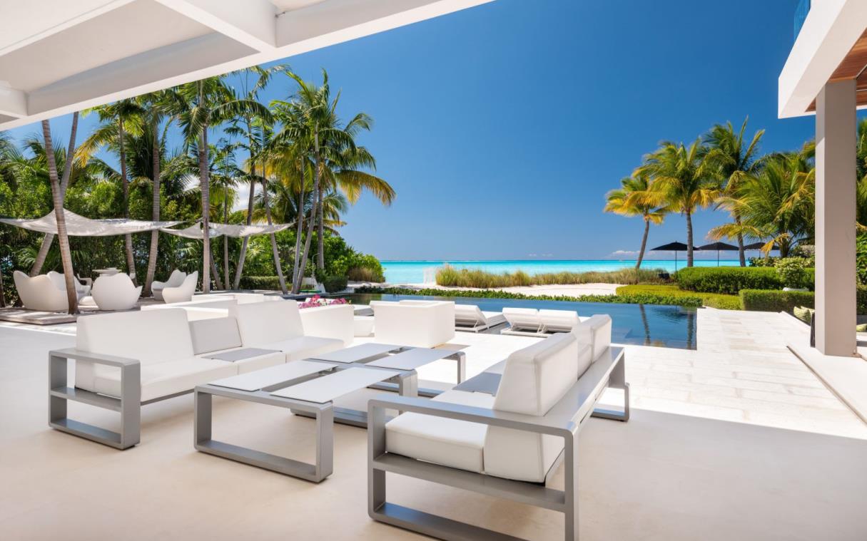 villa-grace-bay-turks-caicos-caribbean-luxury-beachfront-awa-out-liv (2).jpg