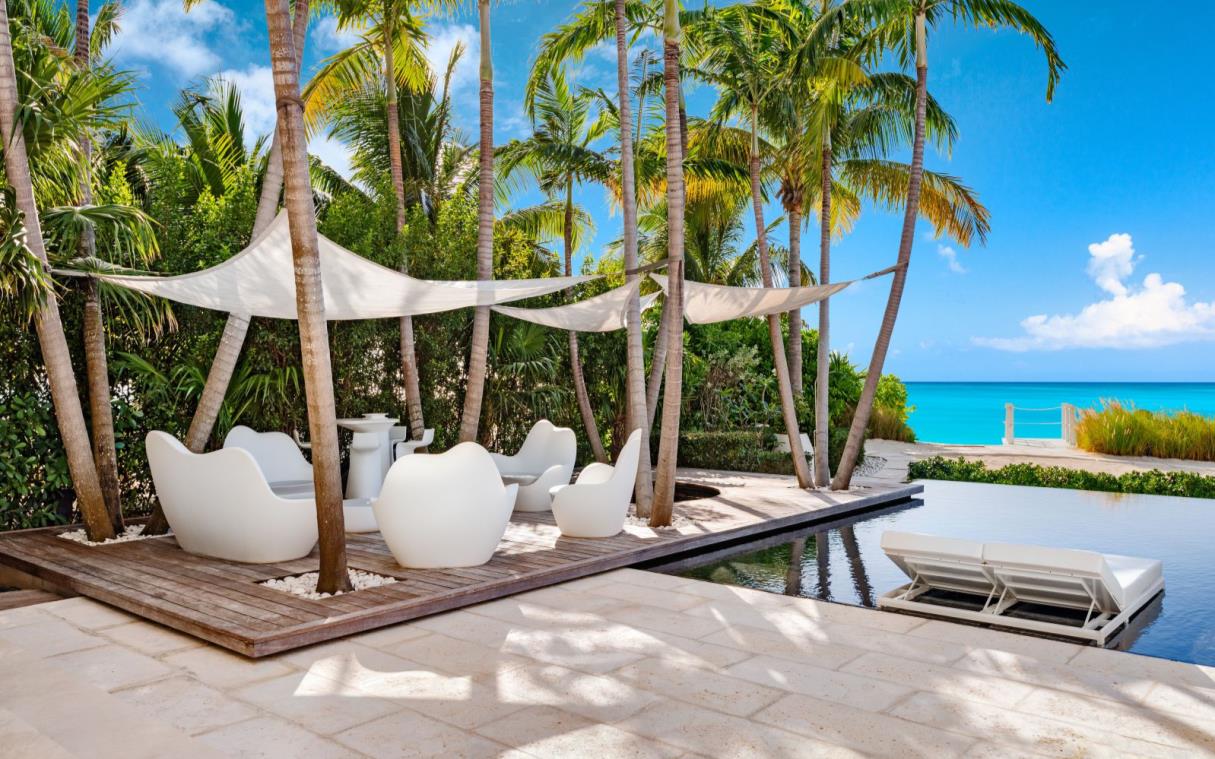 villa-grace-bay-turks-caicos-caribbean-luxury-beachfront-awa-out-liv (3).jpg
