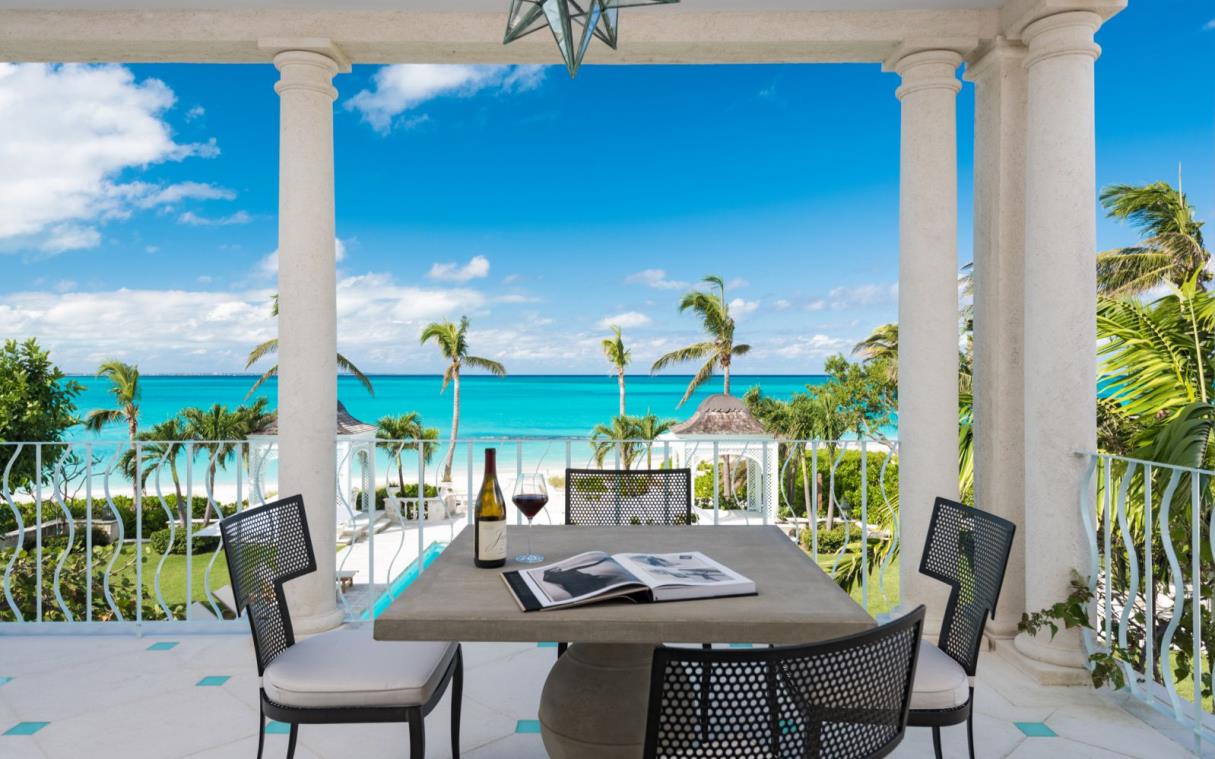 villa-turks-caicos-caribbean-luxury-pool-coral-pavilion-out-liv (3).jpg