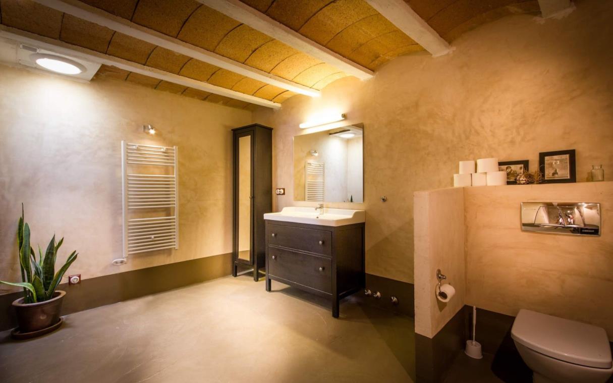 villa-ibiza-balearic-island-spain-luxury-pool-cicadas-bath (1).jpg