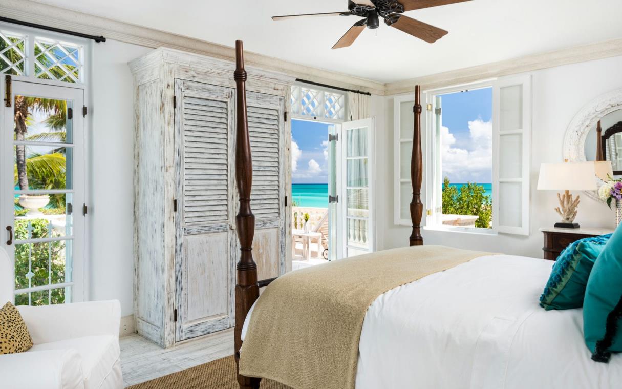 villa-grace-bay-turks-caicos-caribbean-luxury-beachfront-coral-bed (3)