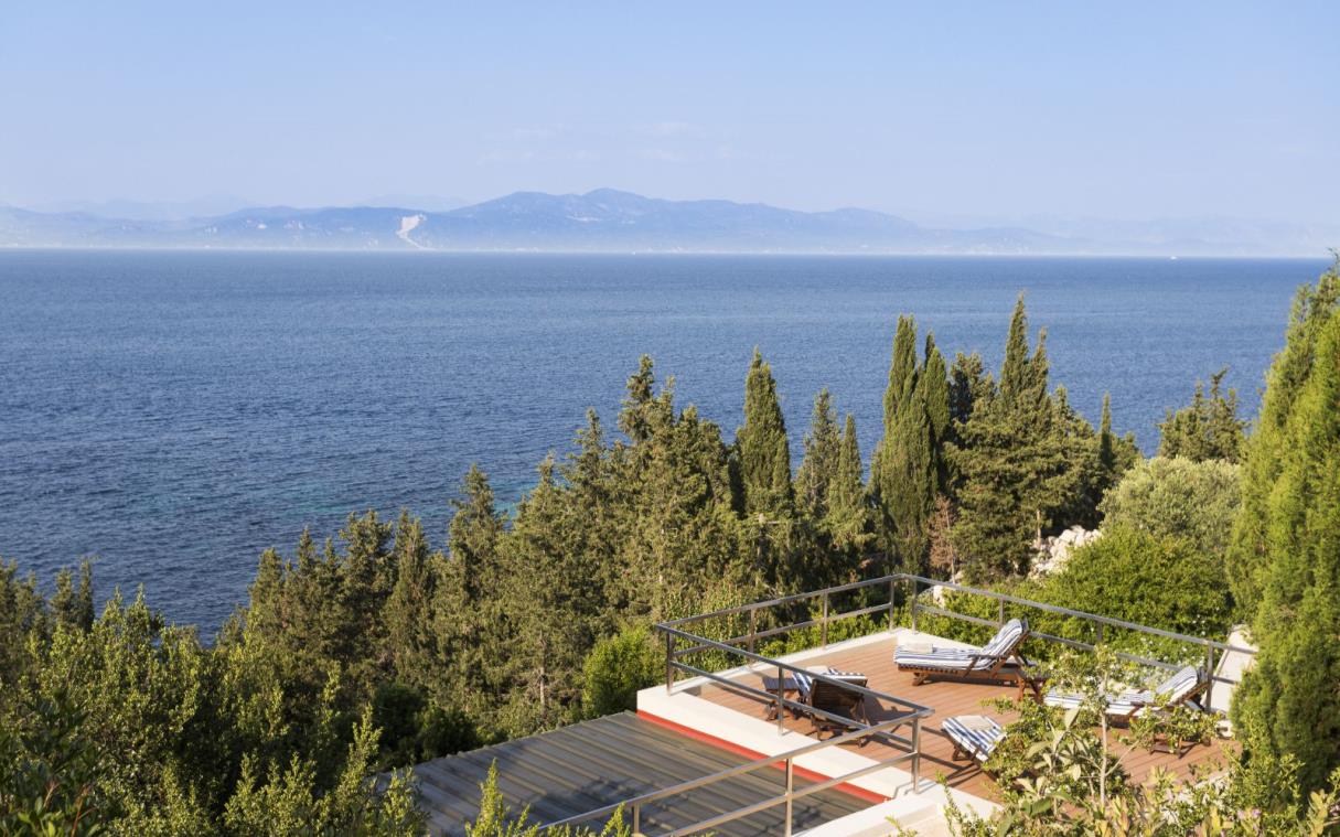 villa-paxos-ionian-islands-greece-pool-sea-luxury-glaros-deck (2).jpg