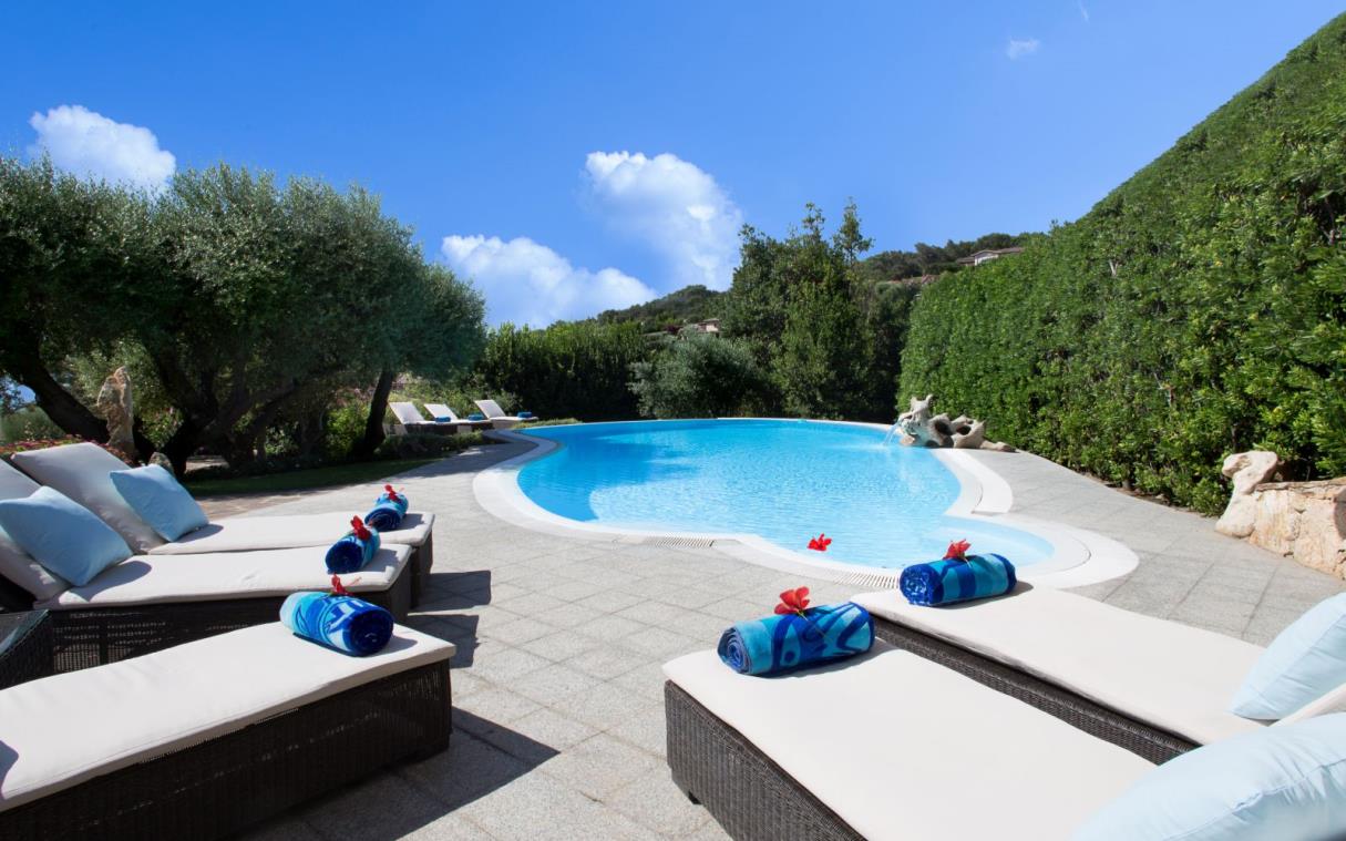 Villa Sardinia Italy Pool Luxury Smeralda Swim 3