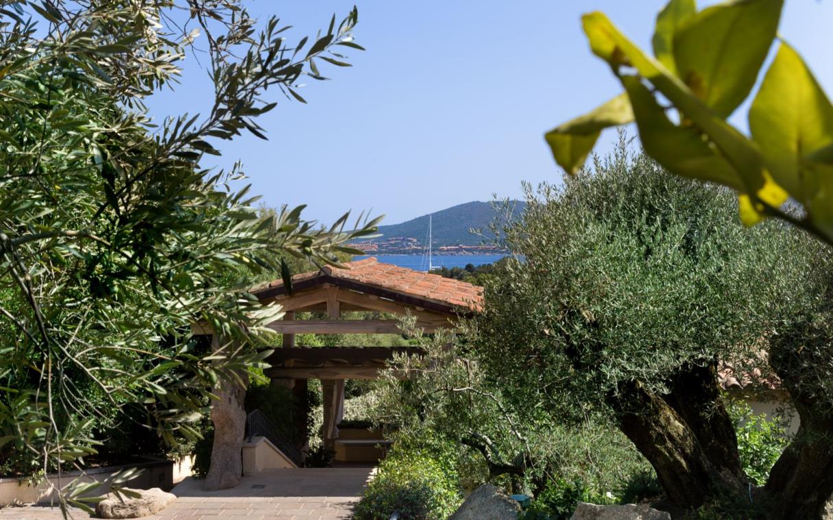 Villa Sardinia Italy Pool Luxury Smeralda Gar 1