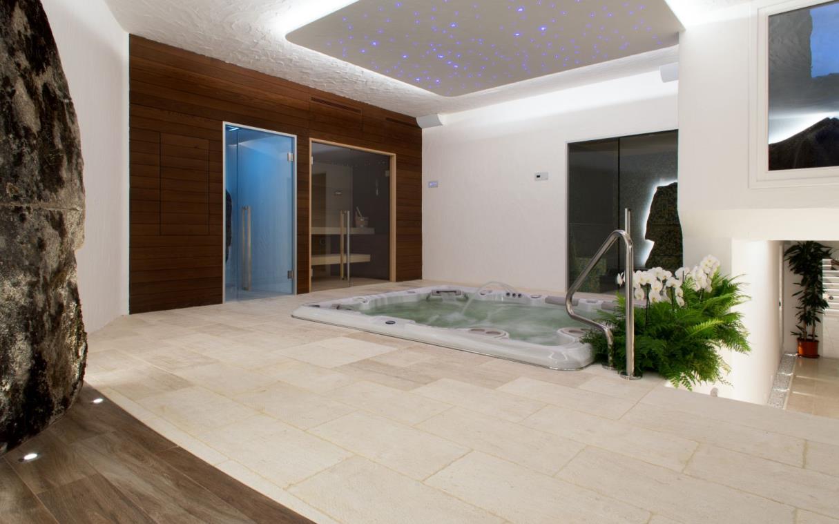 Villa Sardinia Italy Pool Luxury Smeralda Spa 3
