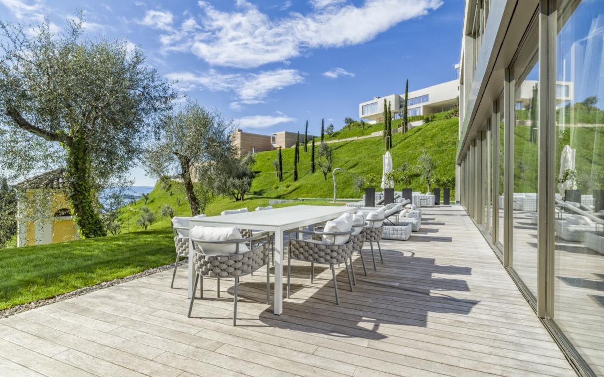 Villa Lake Garda Italy Pool Views Sphere Nord Out Din