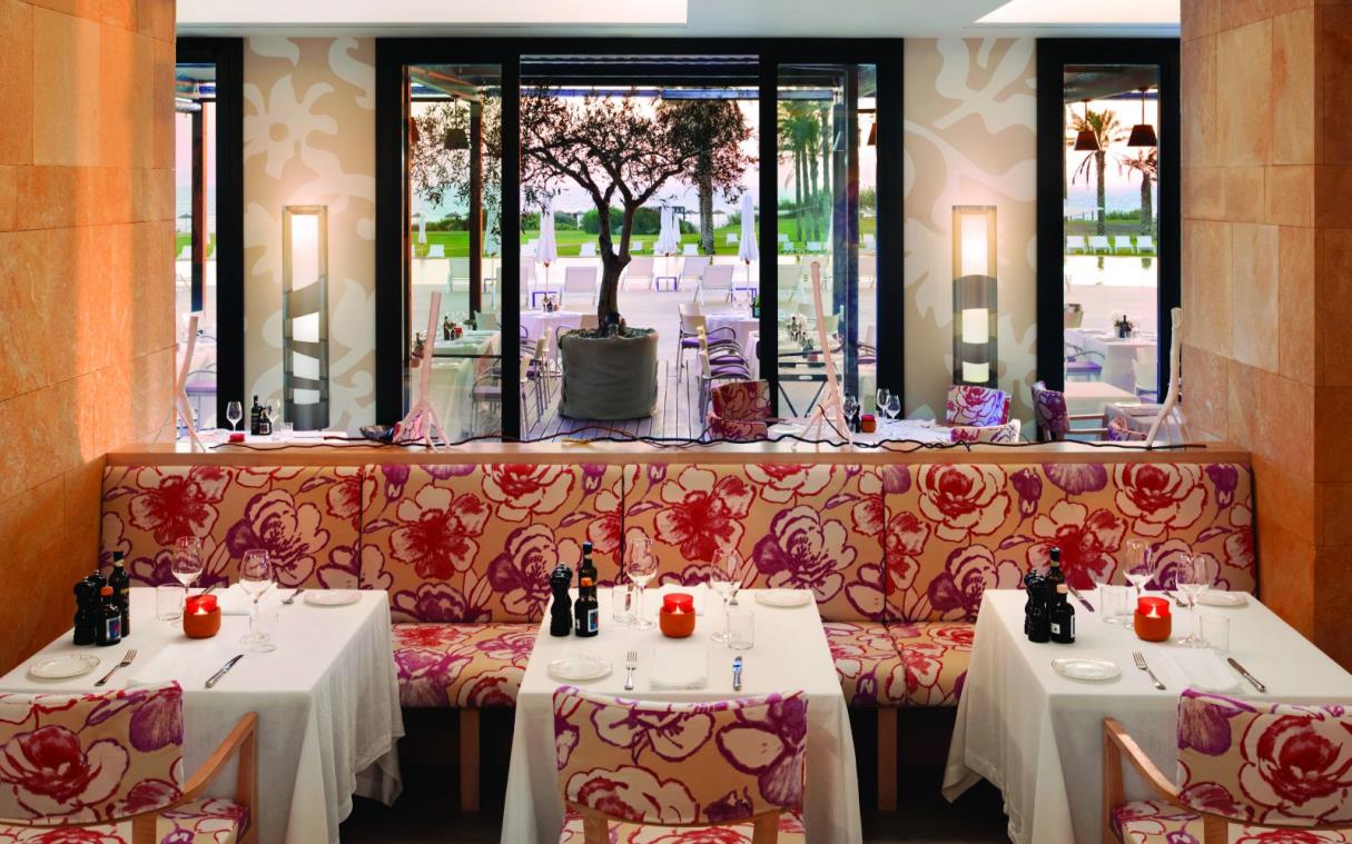 Villa Sicily Italy Luxury Resort Rocco Forte Verdura Dine 8