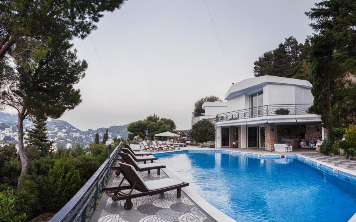Villa Capri Italy Luxury Pool View Tiffany Cov 2