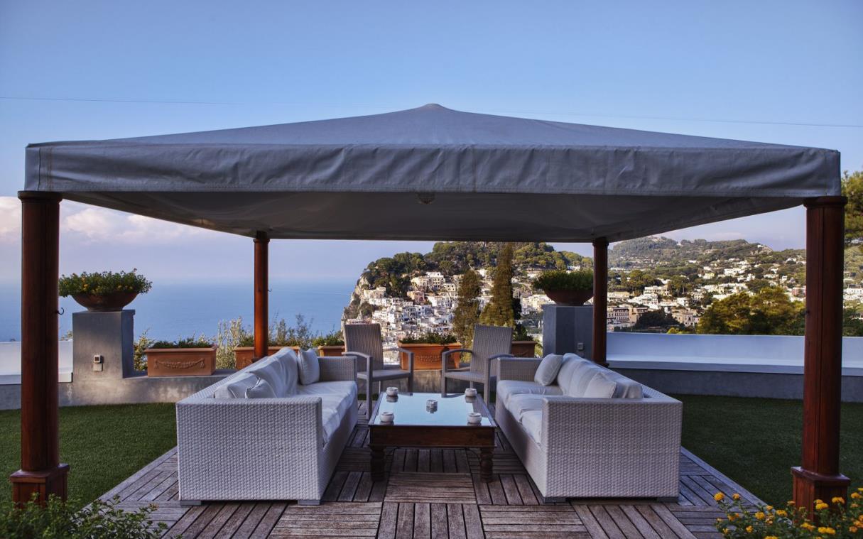 Villa Capri Italy Luxury Pool View Tiffany Out Liv 3