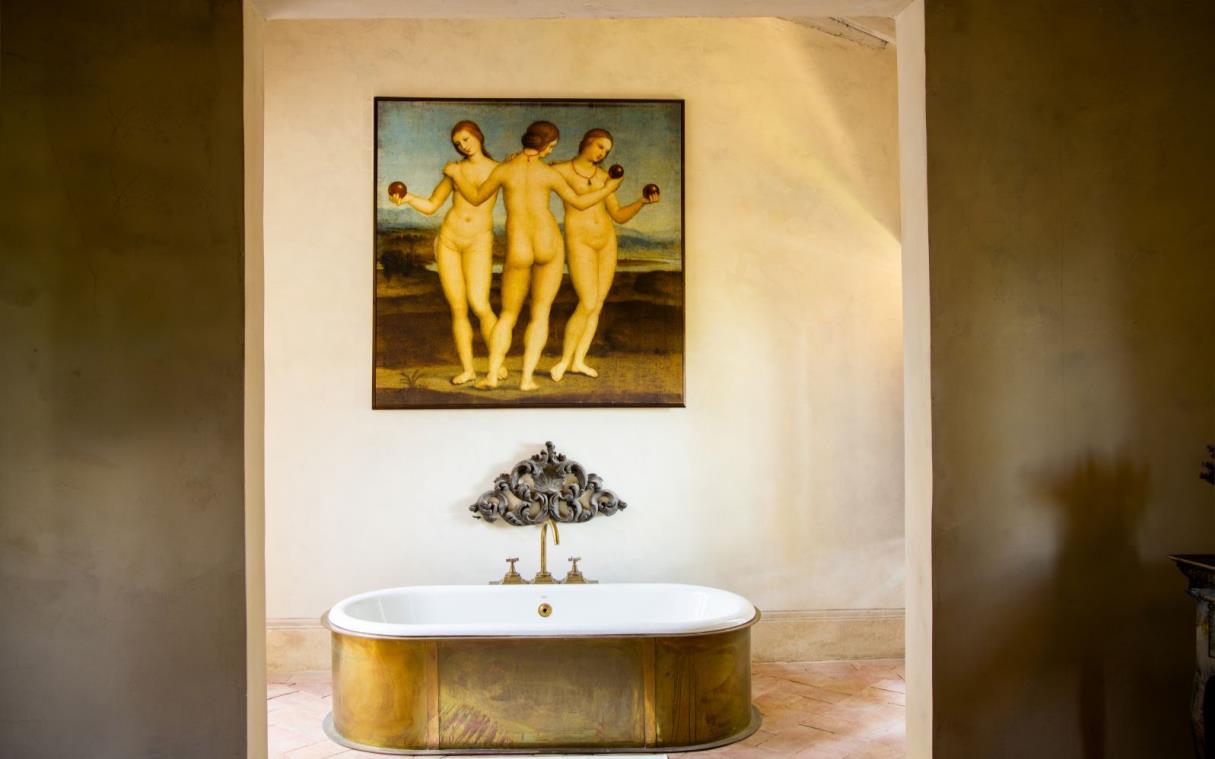 Villa Florence Tuscany Italy Historic Renaissance Busini Bath 2