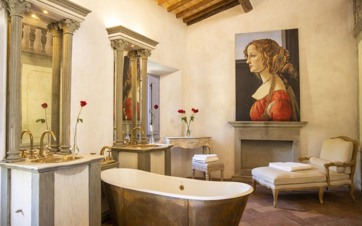 Villa Florence Tuscany Italy Historic Renaissance Busini Bath 4