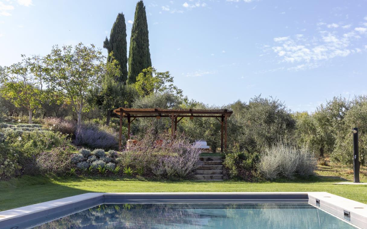 Villa Tuscany Italy Countryside Luxury Conti Swim 2 (1)